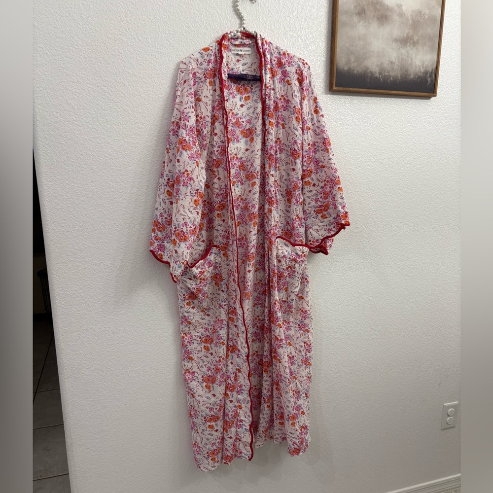 Heidi Carey M Floral Maxi Kimono Robe in White with Pink & Orange Print